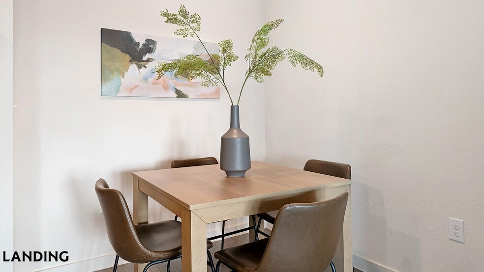 Building Photo - 2115 Windsor Blvd