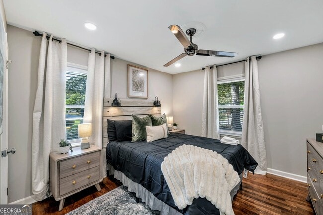 Building Photo - 1131 Stoneybrook Rd