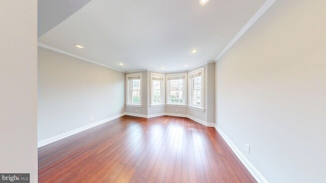 Building Photo - 1724 21st St NW