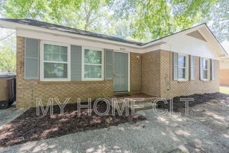 Building Photo - 8004 Wynnview Rd