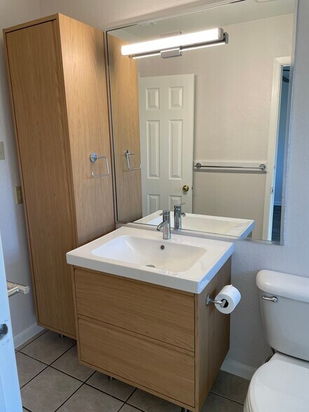 Bathroom - 2409 Glen Springs Way