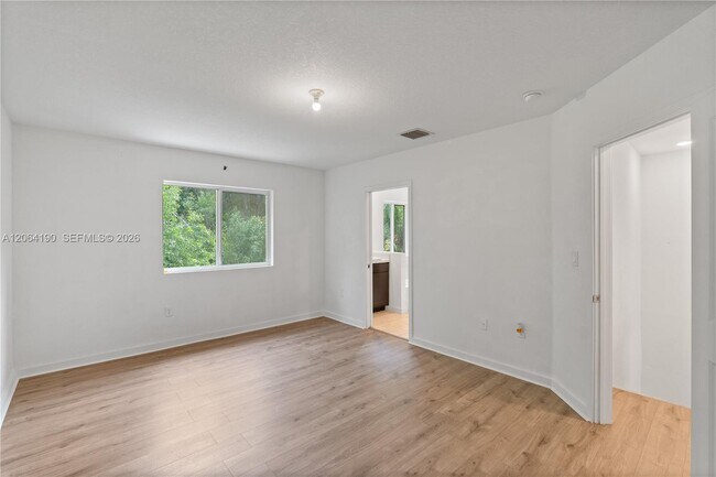 Building Photo - 1385 NW 208th Terrace