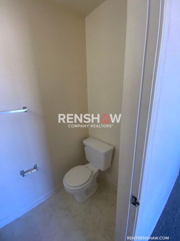 Building Photo - 1110 Cherokee Cir