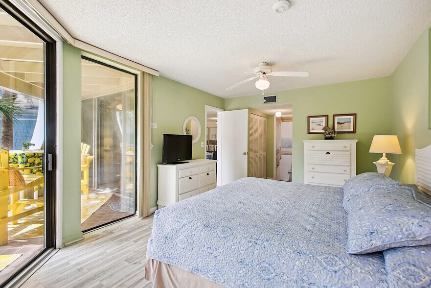 Building Photo - 180 Ocean Hibiscus Dr