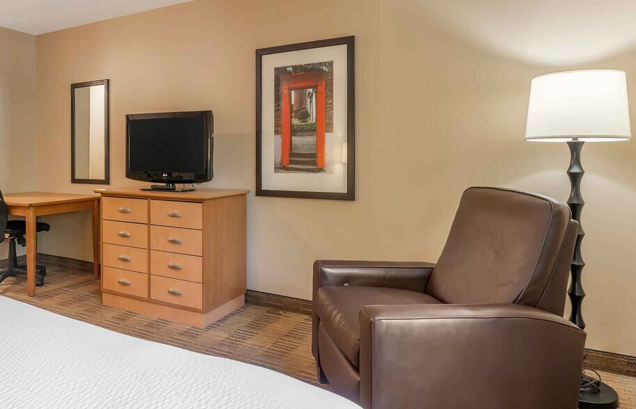 Building Photo - Furnished Studio-Fayetteville - Cross Creek Mall