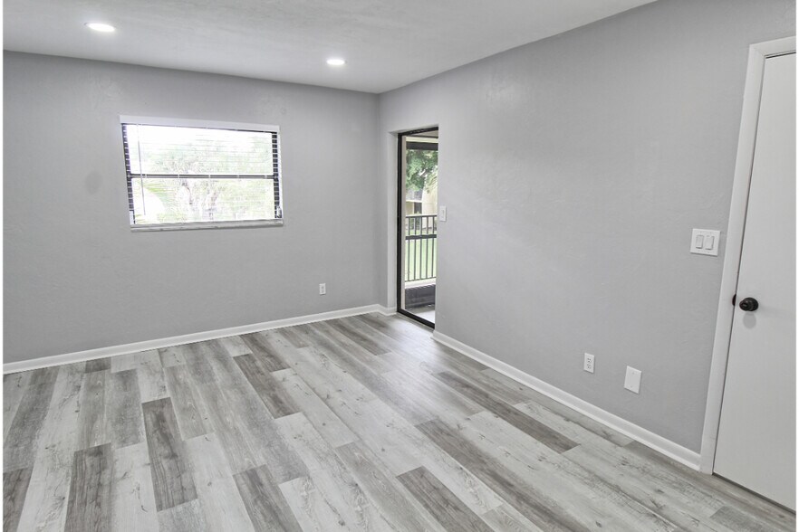 Building Photo - 28160 Pine Haven Way