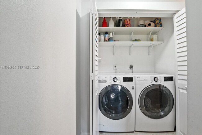 Building Photo - 15770 SW 104th Terrace