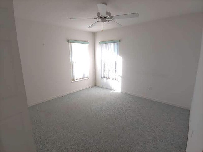 Building Photo - 6589 SW 86th Pl