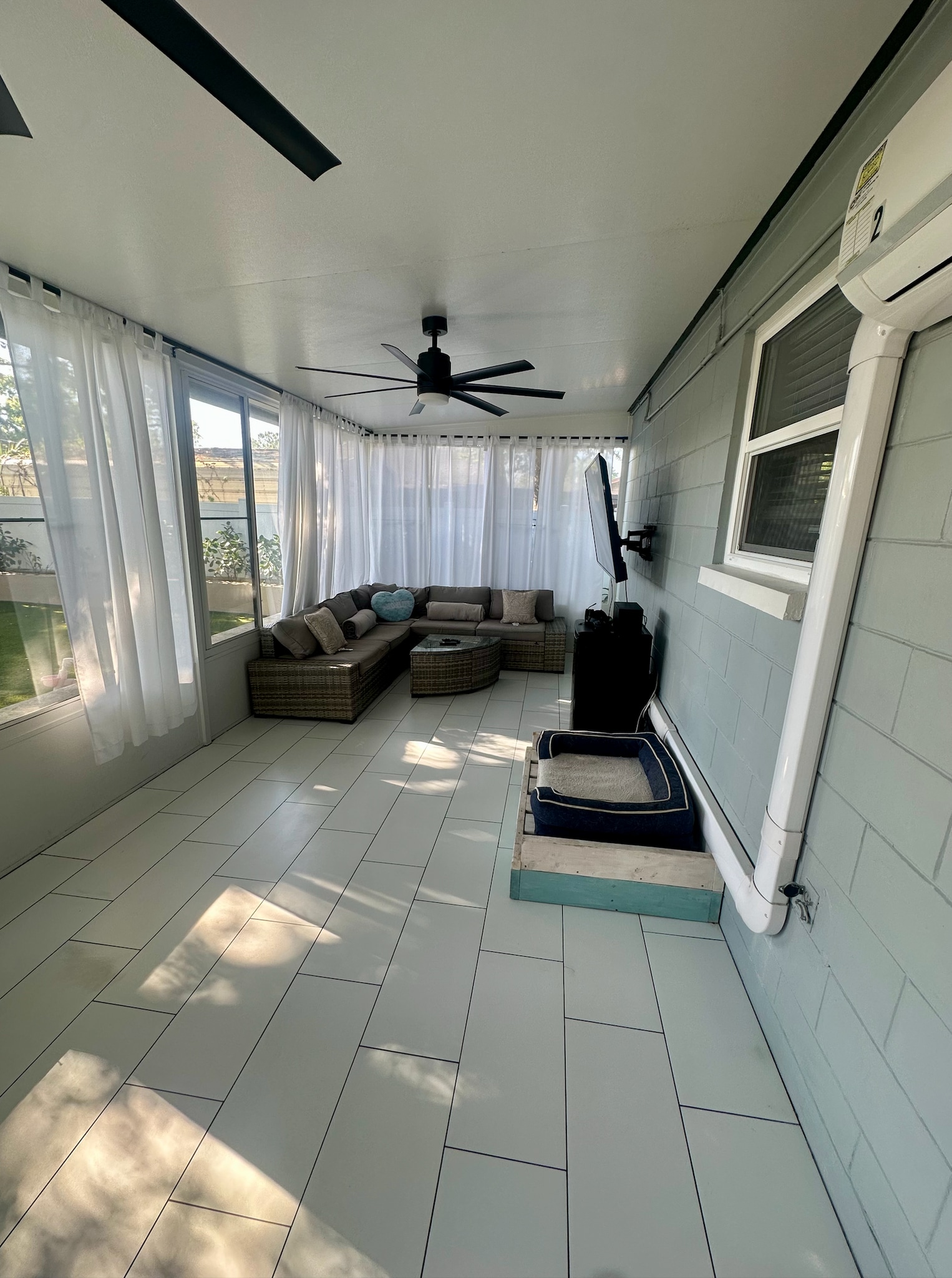 Building Photo - 6206 S Church Ave