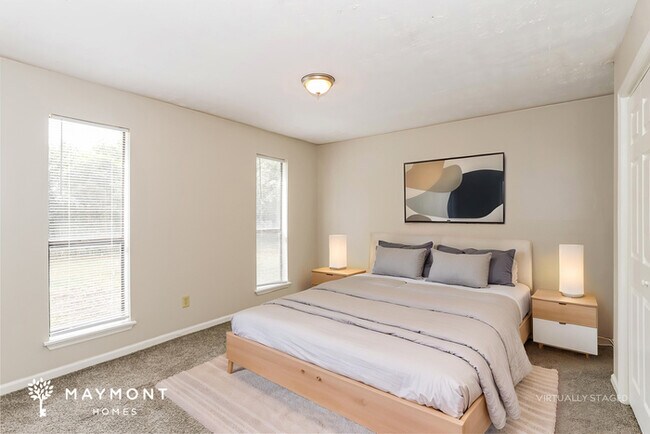 Building Photo - Inviting 3-Bedroom Home