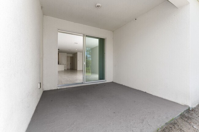Building Photo - 860 Daring Dr