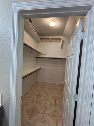 Building Photo - 3136 Delaford Dr