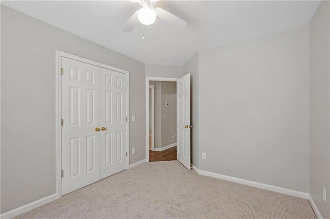 Building Photo - 6375 Seymour Pl NW
