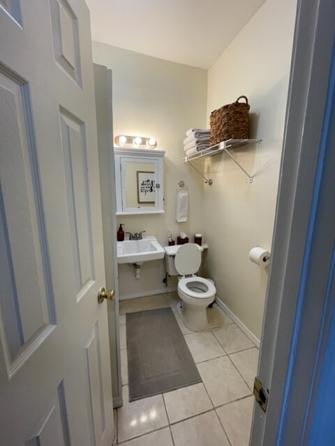 Building Photo - 40 Anderson St