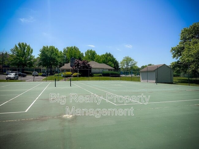 Building Photo - 1116 Foxmeadow Dr