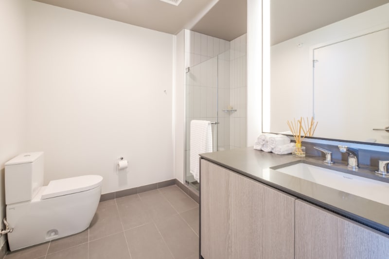 Building Photo - 1184 S Indiana Ave