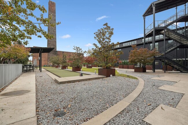 Building Photo - 1400 Rosa L Parks Blvd