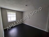 Building Photo - 2710 Howell Ct