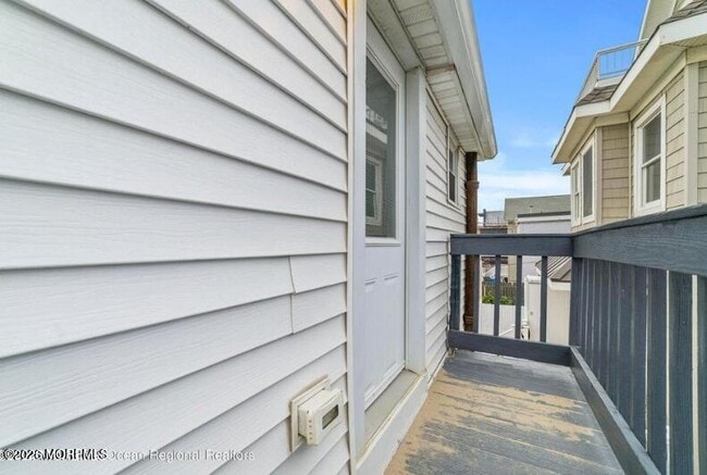 Building Photo - 171 Beach Front