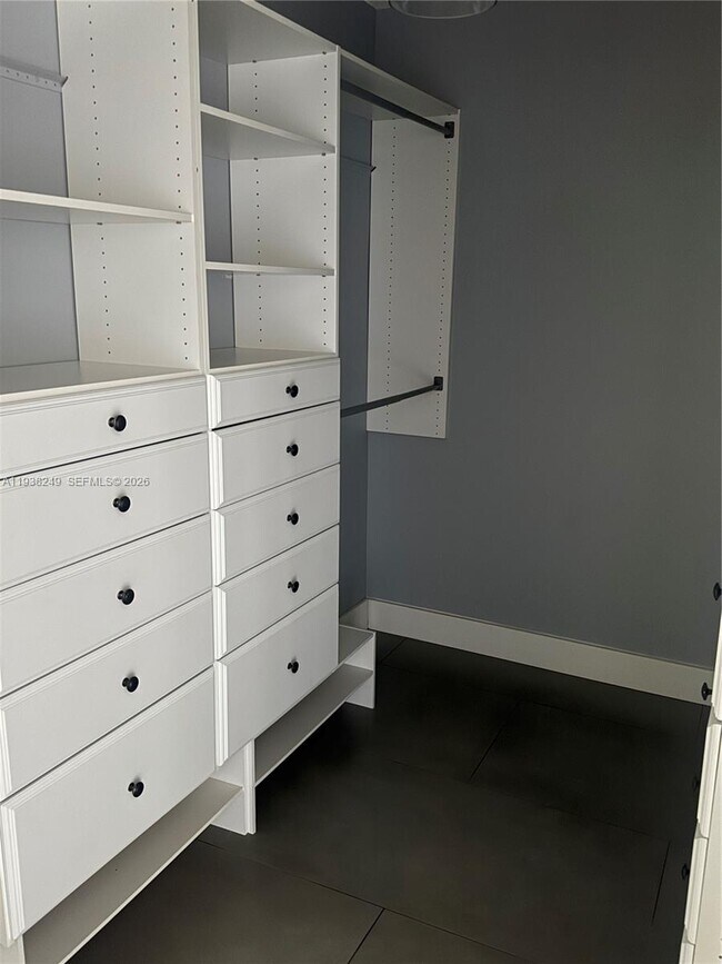 Building Photo - 5235 SW 153rd Ave