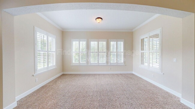 Building Photo - 463 Oxford Estates Way