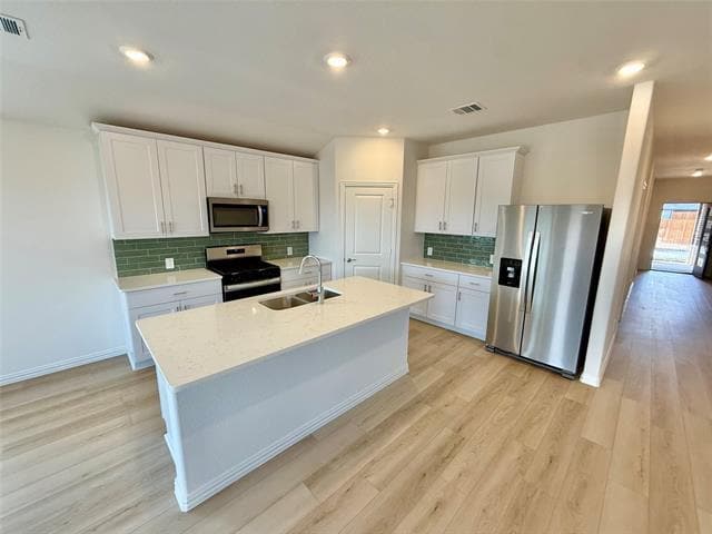 Building Photo - 409 Loch Dr