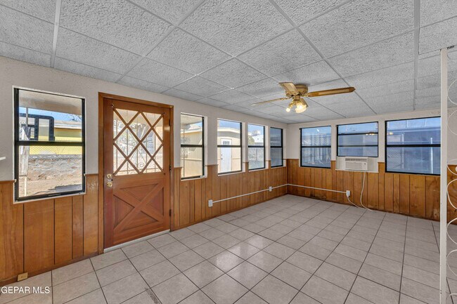 Building Photo - 252 Trinity Pl