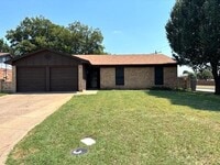 Building Photo - 2613 Web Ct