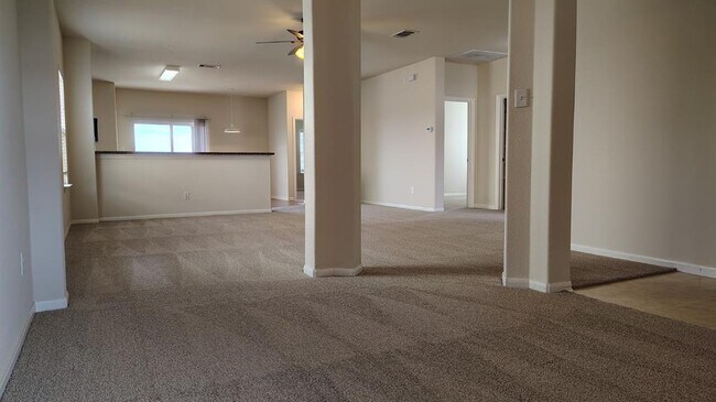 Building Photo - 13601 Coomer Path