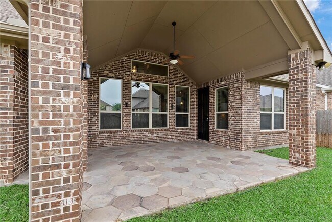 Building Photo - 19123 Desert Eagle Dr