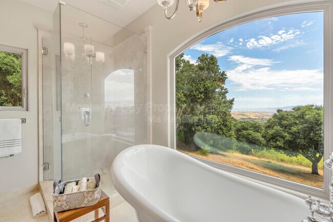 Building Photo - 287 Laureles Grade
