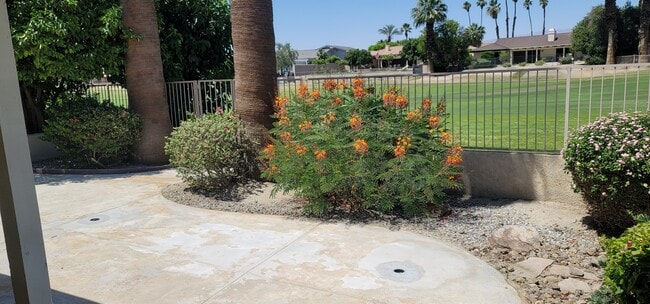 Building Photo - 79860 Fiesta Dr