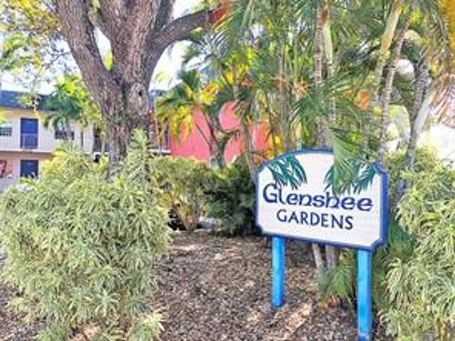 Interior Photo - 75 SW 10th St Ft. Lauderdale, FL 33315