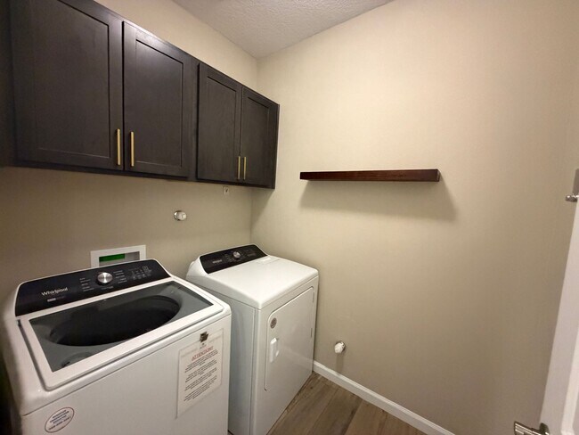 Building Photo - 4 Bedrooom Single Story New Build in Mesa Del Sol Near Netflix Studios!