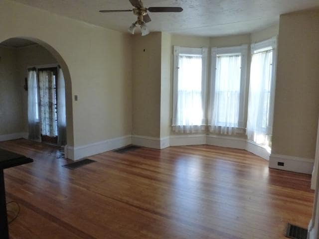 Building Photo - 40 E Ellsworth Ave