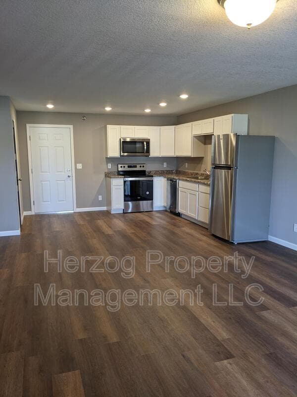 Building Photo - 1021 30th St NW