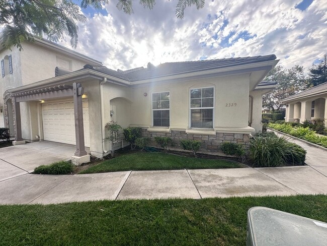 Building Photo - 2329S Eastbury Way, Santa Maria, CA 93455