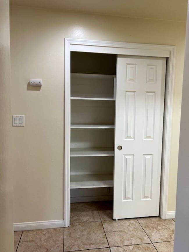 Building Photo - 13003 Lake Pueblo Way