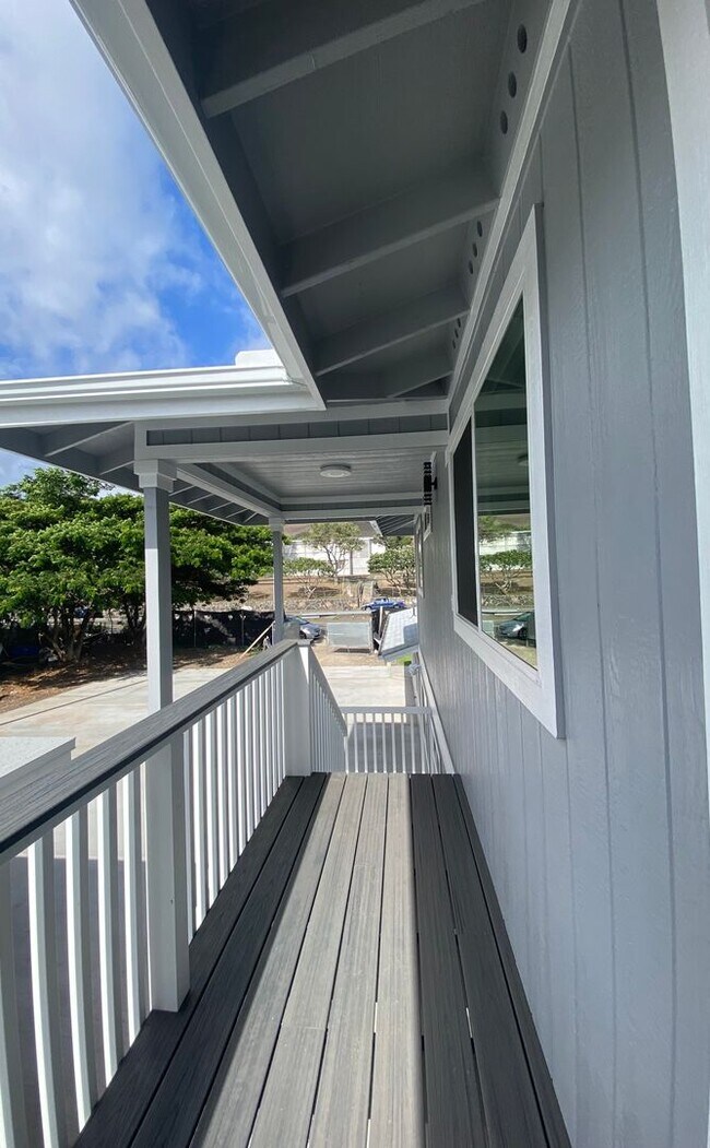 Building Photo - mokapu