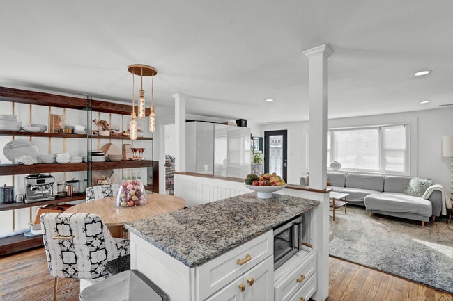 Building Photo - 1815 New Britain Ave