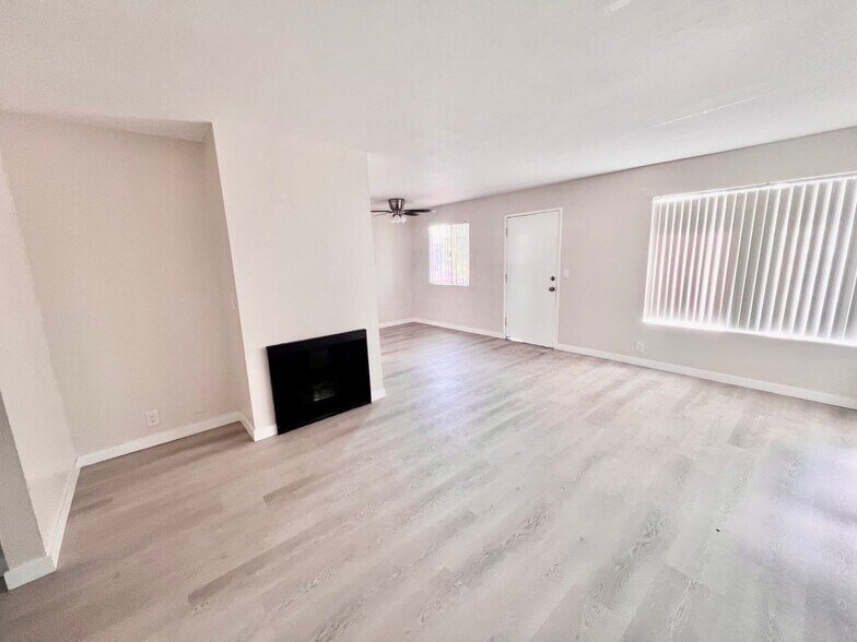 Interior Photo - Foothill Apartments