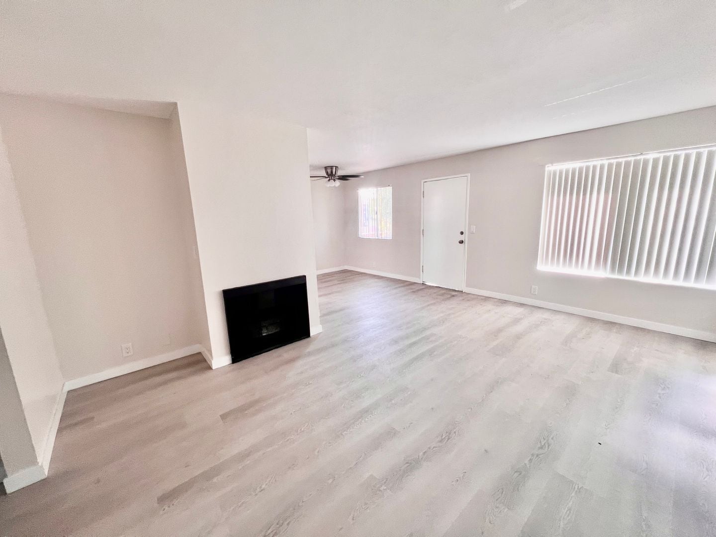 Interior Photo - Foothill Apartments