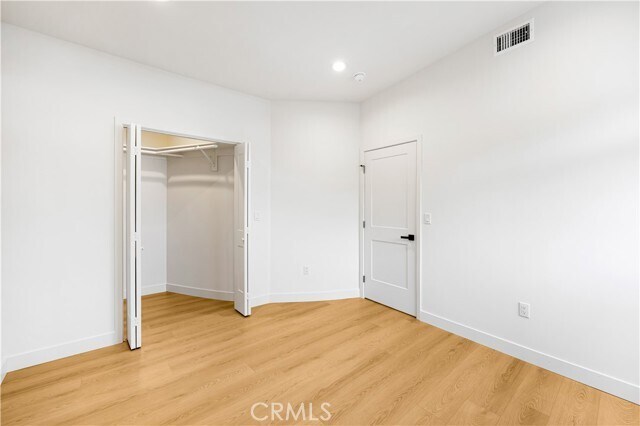 Building Photo - 4040 Somers Ave