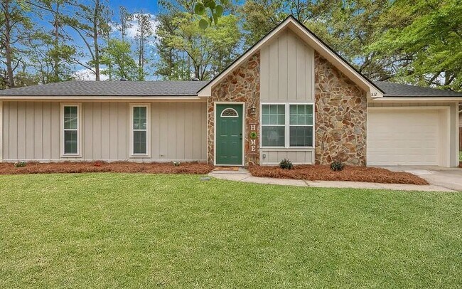 Building Photo - 812 Spanish Oak Dr