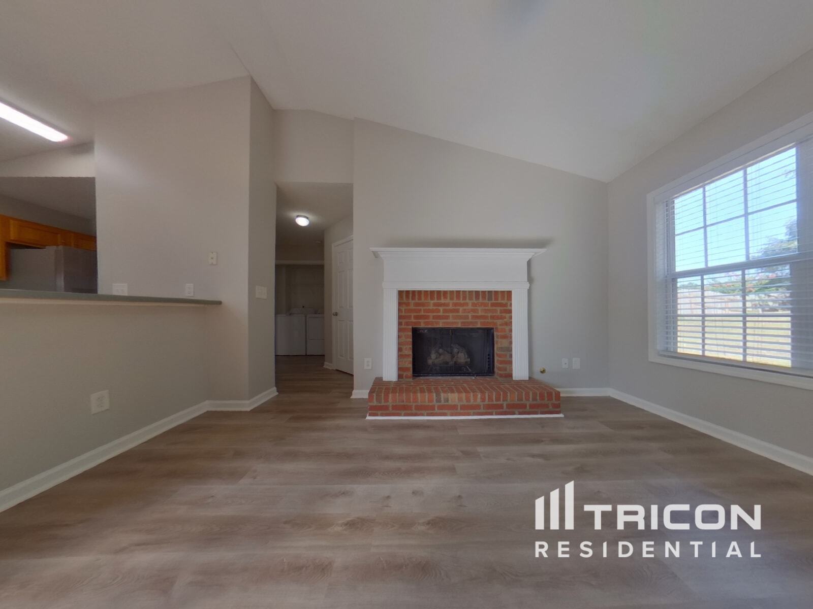Building Photo - 107 Bainbridge Way