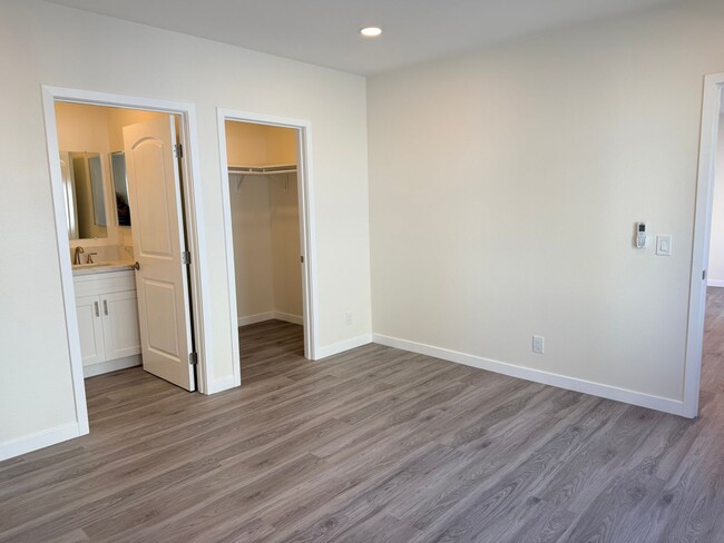 Building Photo - Charming Brand New Construction ADU in quiet neighborhood