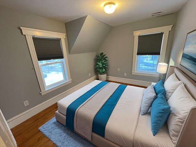 Building Photo - 6 Brattle St