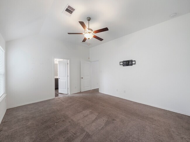 Building Photo - 25554 Pitchfork Ranch Pl