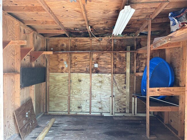 Building Photo - 128 2nd Ave SW