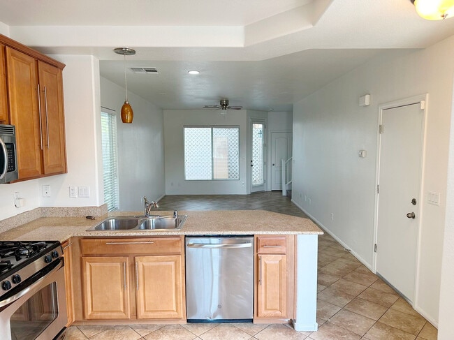 Building Photo - 1721 Spanish Sky Ave